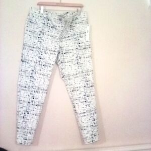 DKNY White/Black Printed Women's Pants